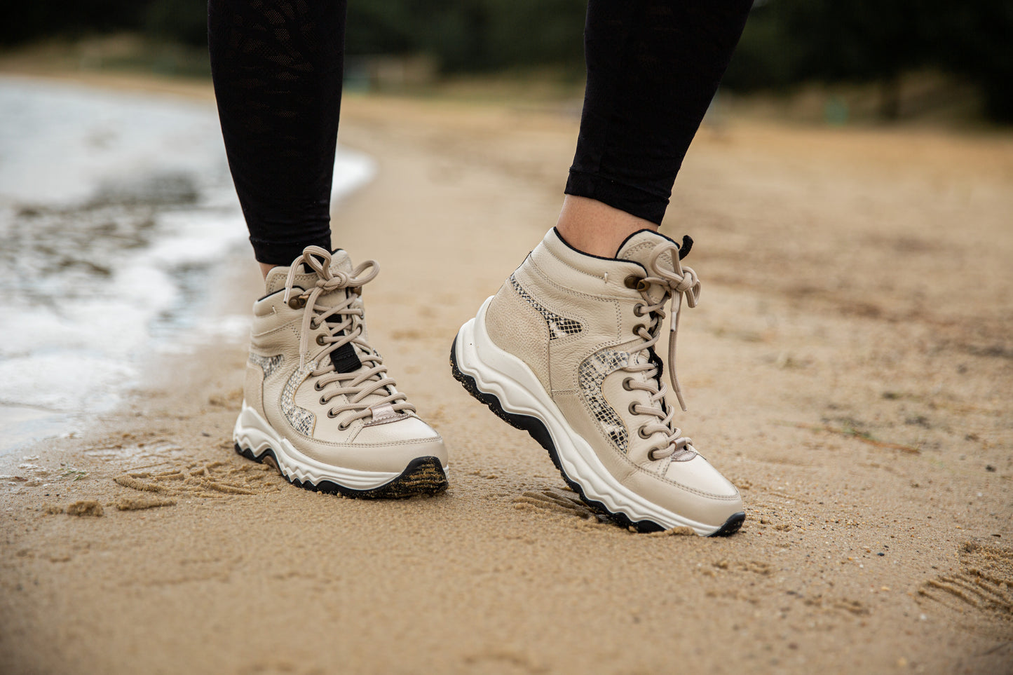 Beige Snake
